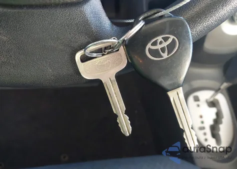 2008 Toyota Yaris z USA, uszkodzony, nr VIN JTDBT923381283611